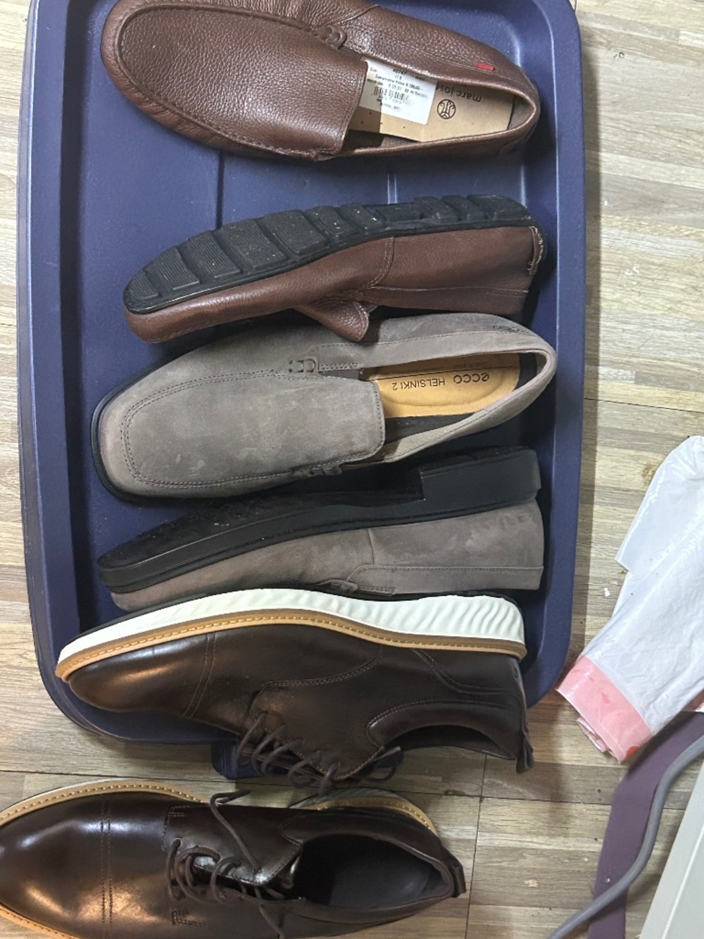 Men’s shoes 11.5 new and like new